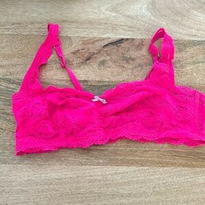 Victoria secret hot pink lace bralette size medium (not padded)